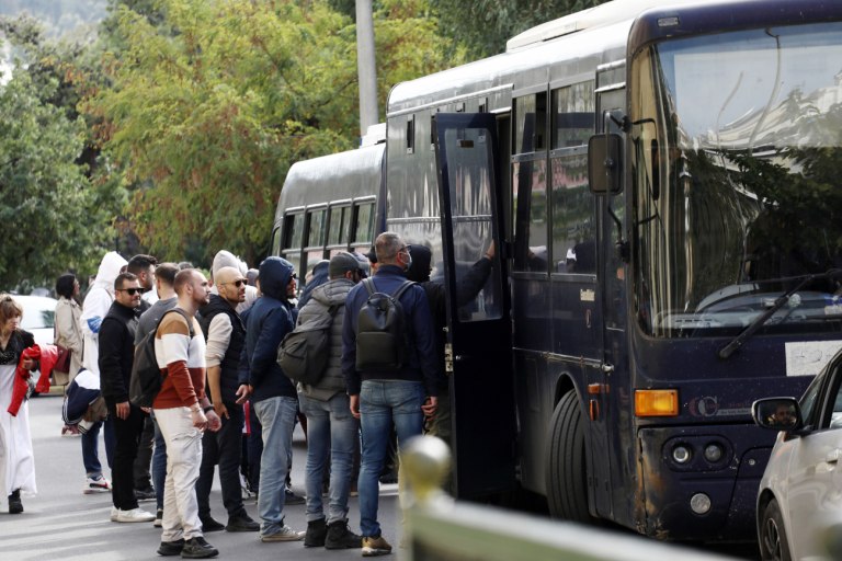 ΟΠΕΚΕΠΕ: Αναβάθμιση της κατηγορίας για τον λογιστή – Τα ευρήματα μεγάλης αξίας που βρέθηκαν σπίτι του