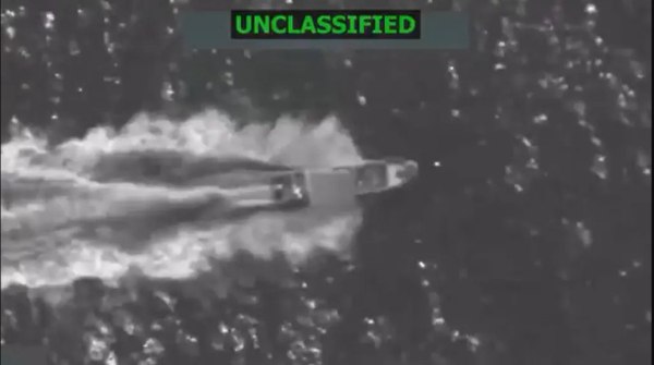 ΗΠΑ:  Τρεις νεκροί μετά από επίθεση σε πλοίο στον Ειρηνικό – Κλιμακώνει ο Τραμπ με Βολιβία και Κολομβία