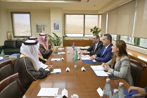 Παπασταύρου: Διαρκής αναβάθμιση των διμερών στρατηγικών σχέσεων Ελλάδας και Σαουδικής Αραβίας στην ενέργεια