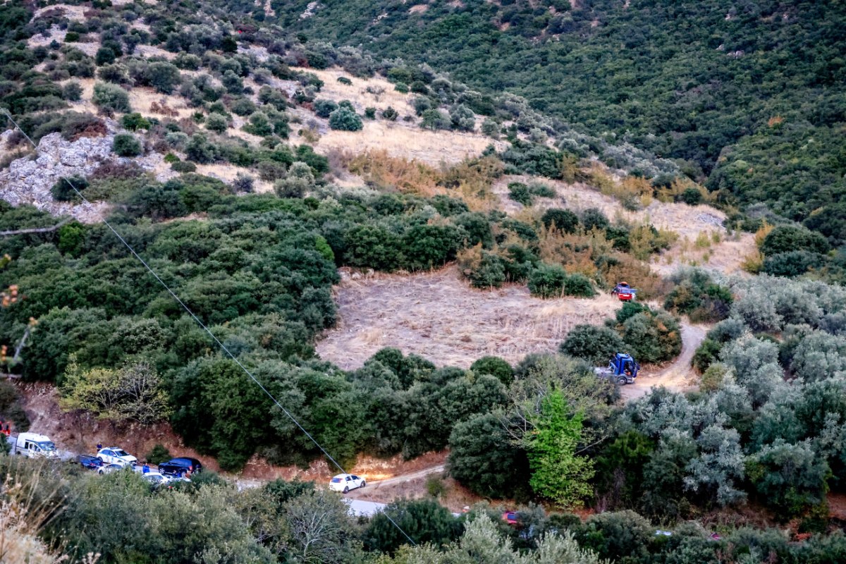 Λάρισα: Παραδόθηκαν στις Αρχές τα δίδυμα αδέλφια που αναζητούνταν για την υπόθεση της χρυσοθηρίας