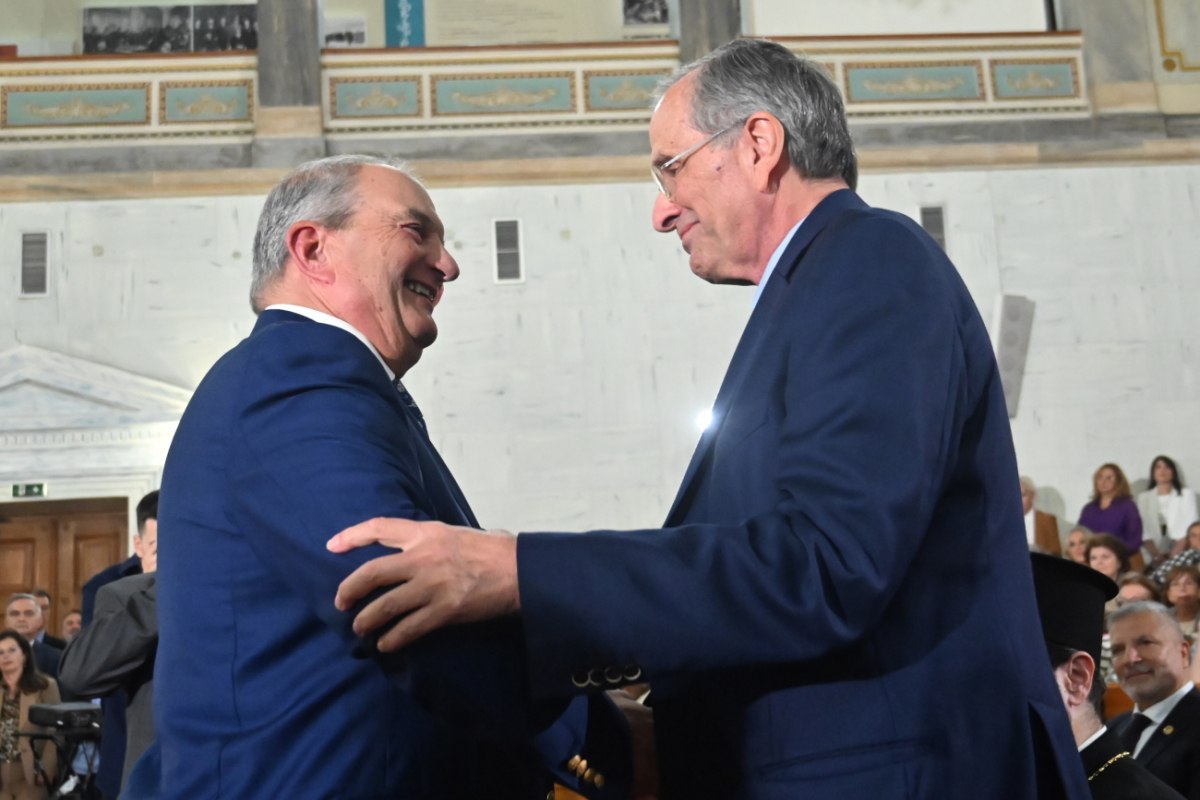 Ως εδώ για το 13ωρο λέει η εργατιά, για τις λαμογιές στον ΟΠΕΚΕΠΕ η αγροτιά, για τα ράντζα στο ΕΣΥ οι γιατροι, ξεσηκώνονται και οι παραδοσιακοί δεξιοί, βόμβες από Καραμανλή