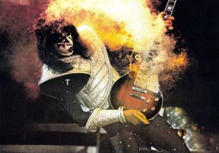 Έις Φρίλι: Πέθανε ο «Spaceman» των Kiss