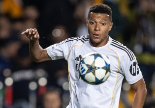 Τι κάνει ο Εμπαπέ όταν νοσταλγεί τη φυσιολογική ζωή