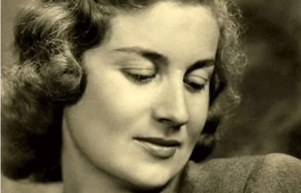 Μαρία Πλυτά: «Η πρώτη σκηνοθέτρια του ελληνικού κινηματογράφου», σε ένα ξεχωριστό βιβλίο