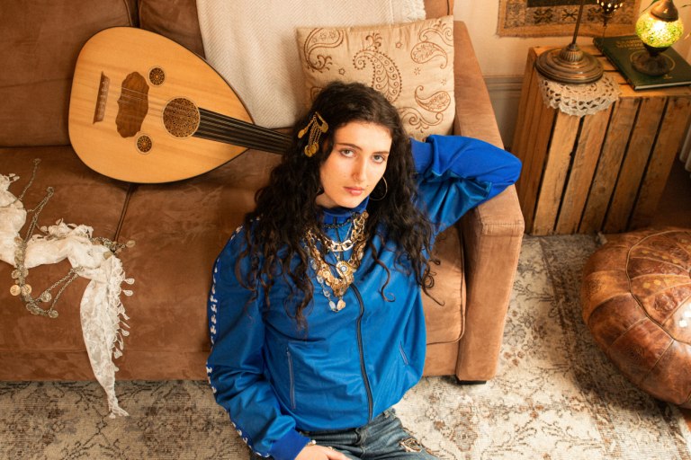 Melina: Η Ελληνογαλλίδα μουσικός ανάμεσα στους 15 υποψήφιους των Music Moves Europe Awards 2026