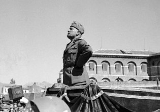 Ο φασισμός είναι γελοίος, αλλά σκοτώνει