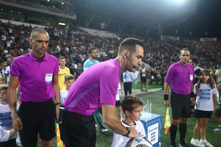 Ο έλεγχος των διαιτητών της Super League