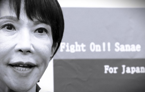 Σαναέ Τακαΐτσι: Η γυναίκα που μπορεί να φέρει τα πάνω κάτω στην Ασία