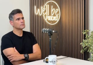 Ο Δημήτρης Ουγγαρέζος για την απώλεια των γονιών του: Ξύπναγα και πονούσα, άρχισα να πίνω