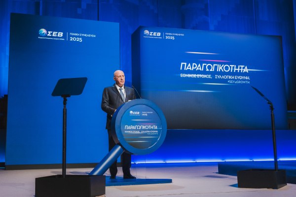 Σ. Θεοδωρόπουλος: «Να δουλεύουμε καλύτερα και όχι περισσότερο» – Και ο ΣΕΒ ενάντια στο 13ωρο;