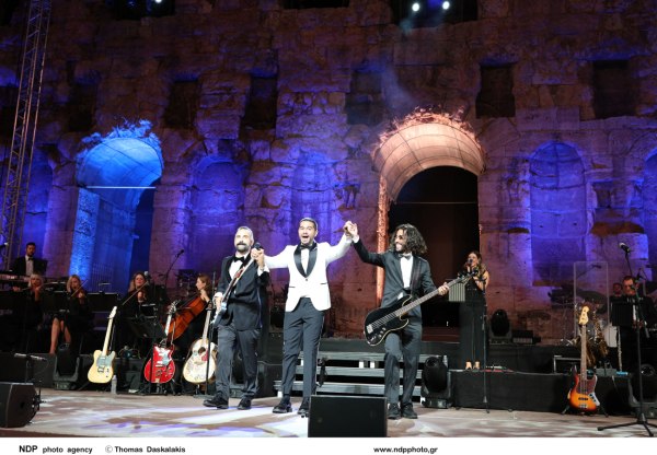 MEΛΙSSES: Κυκλοφόρησαν special βινύλιο από τη συναυλία τους στο Ηρώδειο