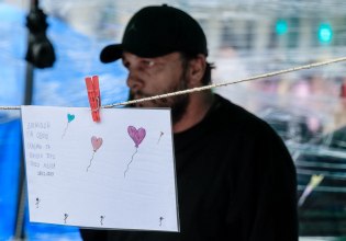 Ρούτσι: Συνεχίζει την απεργία πείνας παρά το «ναι» σε τοξικολογικές εξετάσεις – «Δεν έχουμε επίσημη ενημέρωση»