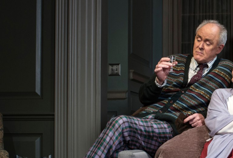 Χάρι Πότερ: Οι πρώτες φωτογραφίες του Τζον Λίθγκοου ως Άλμπους Ντάμπλντορ ήρθαν στο φως