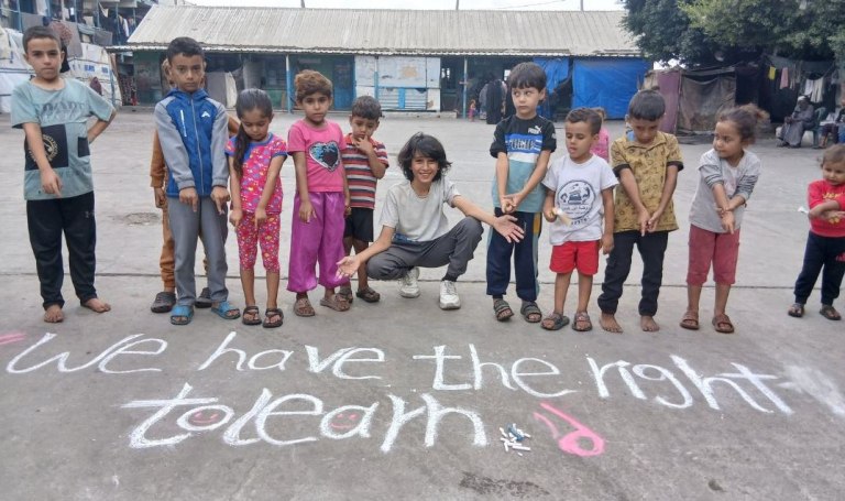 Γάζα: «Χτύπησε το κουδούνι» χωρίς σχολεία – 300.000 μαθητές ξεκινούν μαθήματα λέει η UNRWA