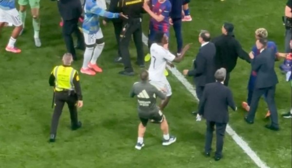 Το τρίτο… μέρος του Clasico: Ο Βινίσιους, το «μην με αγγίζεις κλαψιάρη» και τα «καρφιά» για Γιαμάλ (vids, pics)