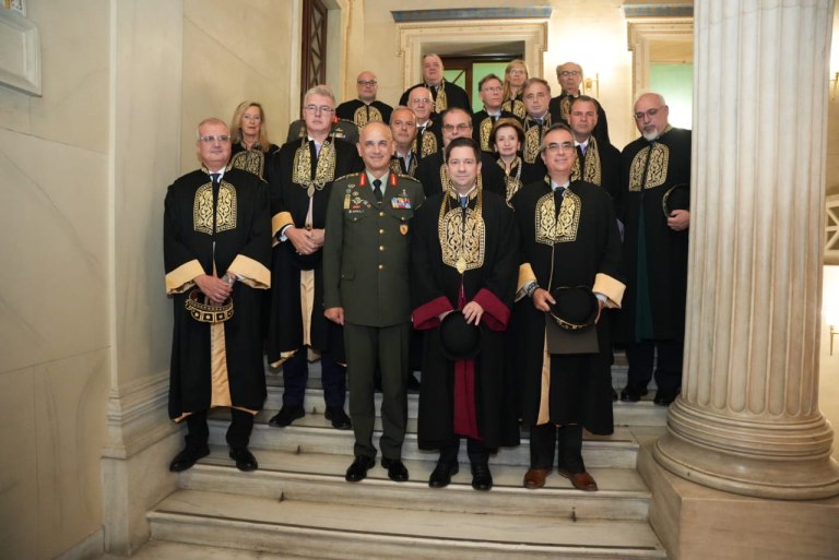 Χούπης: Η δια βίου μάθηση κι εκπαίδευση και η συνεχής καλλιέργεια αποτελούν προτεραιότητα του ΓΕΕΘΑ