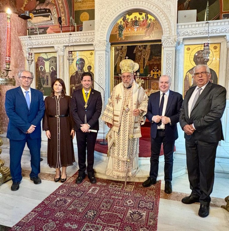 Ο Μητροπολίτης Ρόδου τίμησε τον Πρύτανη του ΕΚΠΑ Καθηγητή Γεράσιμο Σιάσο