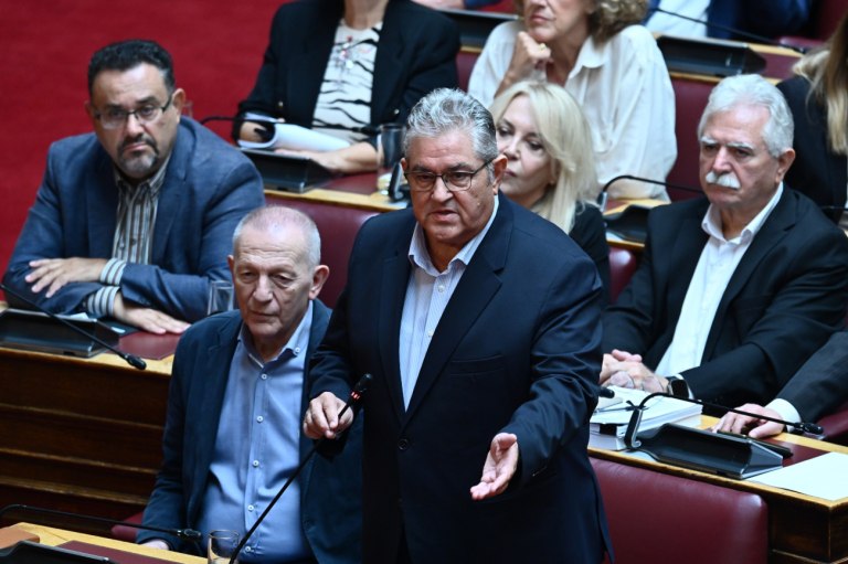 Κουτσούμπας: «Πανηγυρίζετε για το νέο σας νομοσχέδιο που οδηγεί στην αποκτήνωση των εργαζομένων»