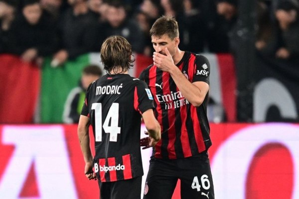 LIVE: Μίλαν – Φιορεντίνα