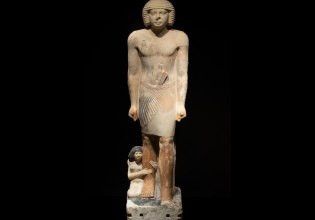 Άγαλμα 4.000 ετών αμφισβητεί την εικόνα που έχουμε για τις αρχαίες αιγυπτιακές παραδόσεις – Οι τρεις φιγούρες