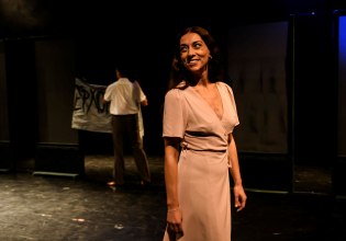 «Η χαμένη άνοιξη» στο θέατρο Πορεία: Παρατείνονται οι παραστάσεις μέχρι 30 Νοεμβρίου