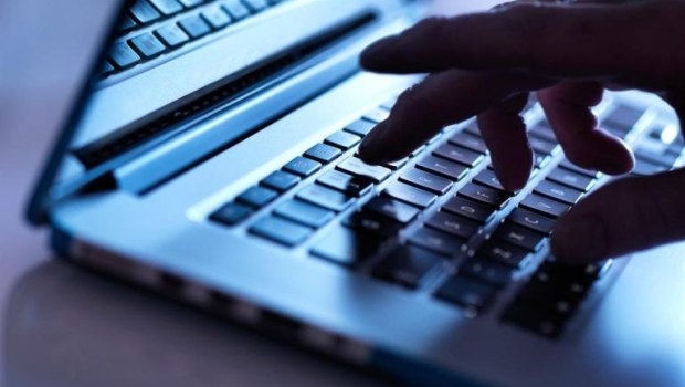 Εκρηξη στις ψηφιακές απάτες – Τα στοιχεία από την ΕΛ.ΑΣ.