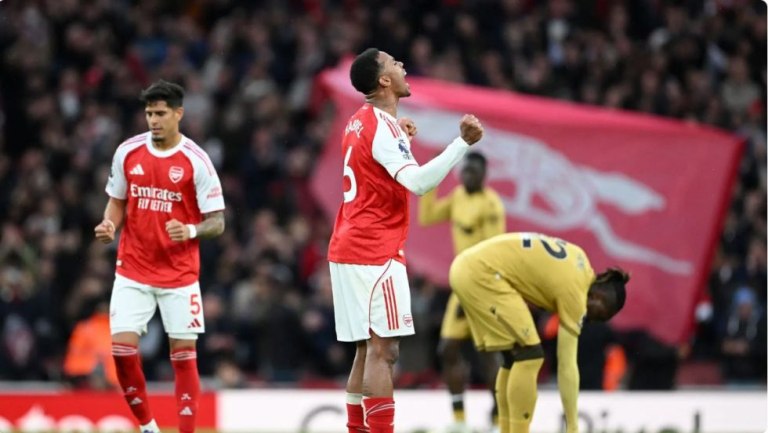 H απίθανη επίδοση της Άρσεναλ και τα clean sheets μετά τον Ολυμπιακό (pics)