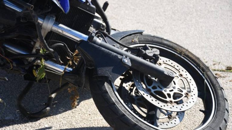 Εύβοια: 31χρονος με μηχανή παρέσυρε παιδί και το εγκατέλειψε – Οδηγούσε χωρίς δίπλωμα