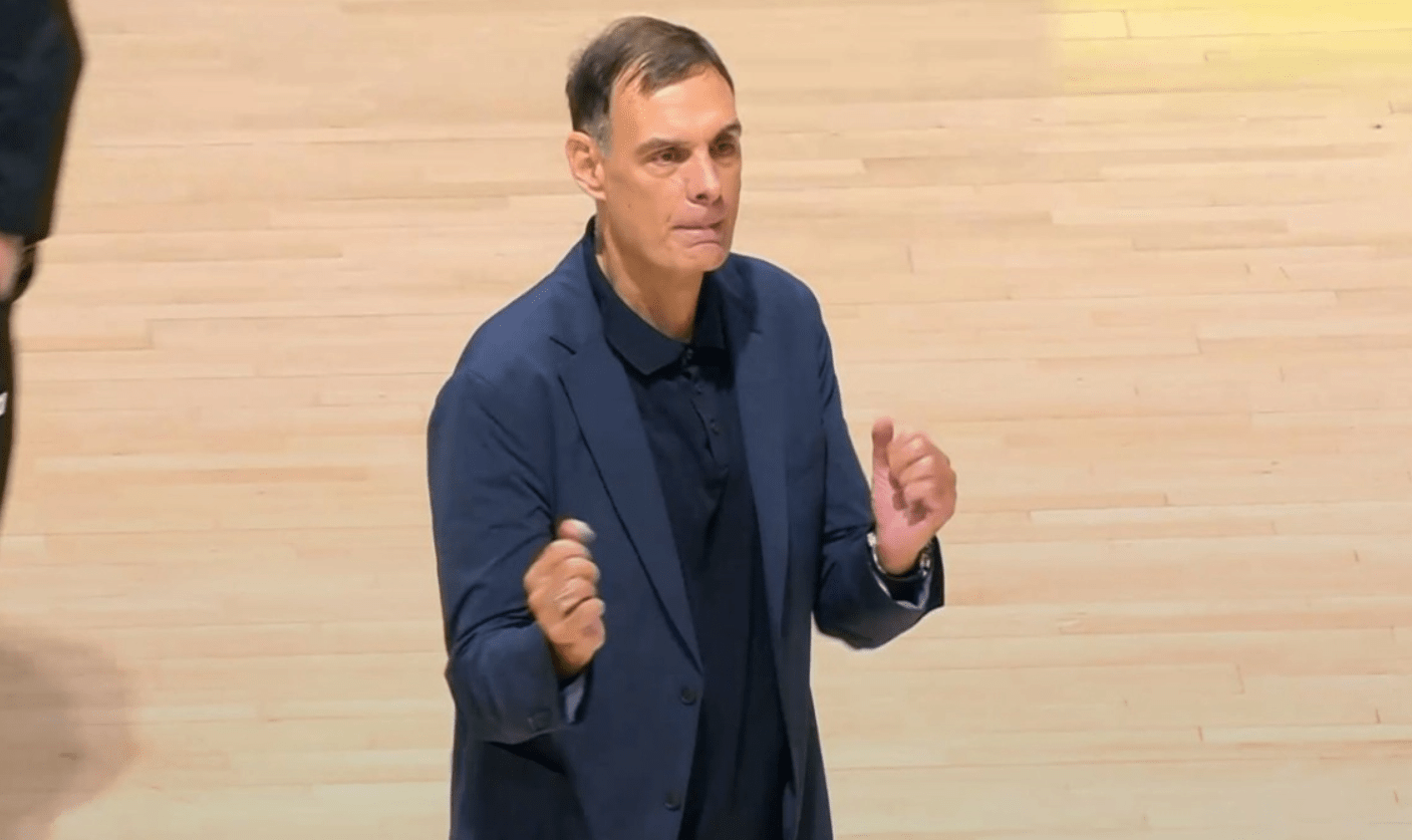 «Τρελάθηκε» ο Μπαρτζώκας μετά το μεγάλο «διπλό» κόντρα στη Μακάμπι – Η αποθέωση των οπαδών του Ολυμπιακού! (vid)