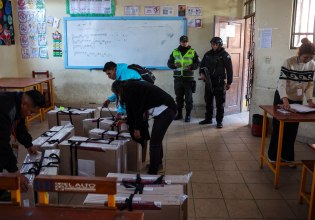 Δεύτερος γύρος προεδρικών εκλογών στη Βολιβία