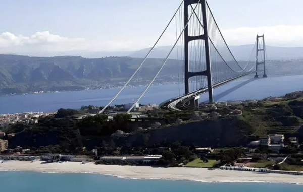Ιταλία: Το Ελεγκτικό Συνέδριο δεν επικύρωσε την κατασκευή της γέφυρας που θα ενώσει τη Σικελία