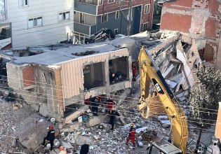 Τουρκία: Ένα 18χρονο κορίτσι ανασύρθηκε ζωντανό από τα συντρίμμια του κτιρίου που κατέρρευσε