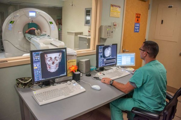 Περιττές η μία στις τέσσερις αξονικές τομογραφίες στην Ευρώπη;