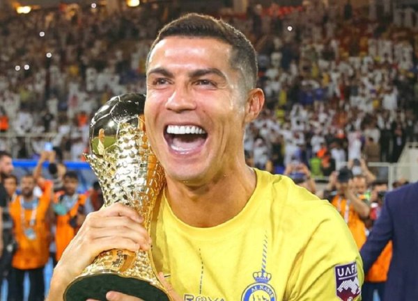 Κριστιάνο Ρονάλντο, ο «Μίδας» του ποδοσφαίρου – Από τα φτωχικά παιδικά χρόνια, στη μυθική περιουσία του 1,4 δισ. δολαρίων