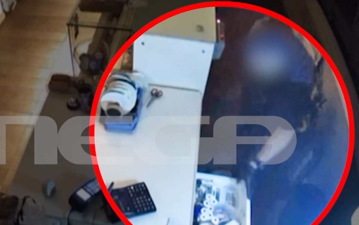 Βίντεο ντοκουμέντο από τη δράση διαρρήκτη που «ξάφριζε» καταστήματα και γραφεία στο Κολωνάκι