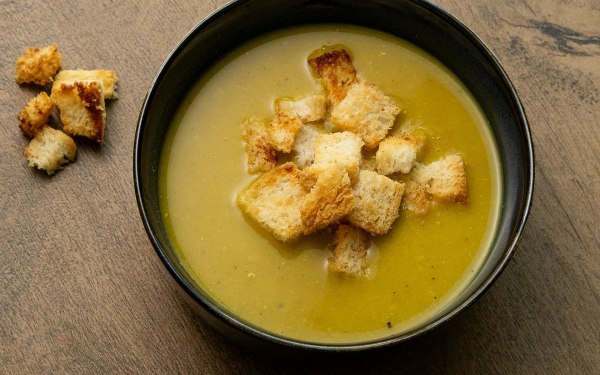 Δύο συνταγές για εύκολες σούπες