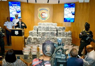 Δομινικανή Δημοκρατία: Εντοπίστηκε σκάφος που μετέφερε 650 δέματα με κοκαΐνη