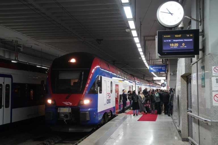 Η Σερβία εγκαινίασε σιδηροδρομική γραμμή υψηλών ταχυτήτων που τη συνδέει με την Ουγγαρία
