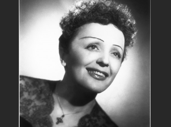 Εντίθ Πιάφ: Η δύσκολη ζωή και η θρυλική της καριέρα