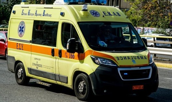 Τροχαίο με παράσυρση ηλικιωμένης από λεωφορείο στον Πειραιά – Σε σοβαρή κατάσταση η 72χρονη