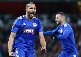 Ολυμπιακός: Τα θρυλικά διπλά των Ερυθρόλευκων στο «Emirates» (vids)