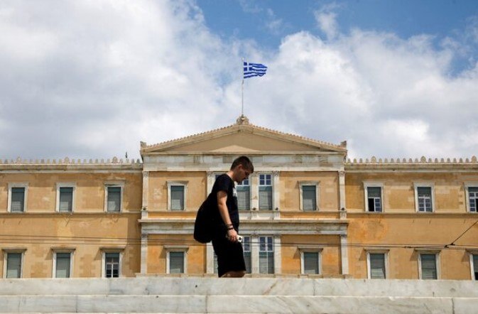 Έξυπνοι είμαστε, λεφτά δεν έχουμε