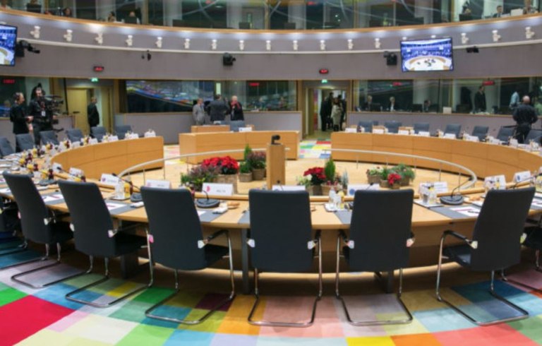 Χαλάρωση των κανονισμών της ΕΕ ζητά το Ευρωπαϊκό Συμβούλιο