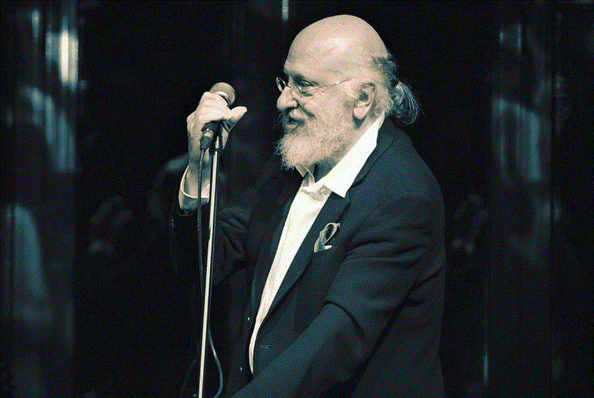 Διονύσης Σαββόπουλος: Η Ελλάδα μου είναι καθαρά ποιητικής και ερωτικής τάξεως