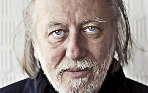 Λάσλο Κρασναχορκάι: «Δεν με ενδιαφέρει να πιστεύω σε κάτι, αλλά να κατανοώ τους ανθρώπους που πιστεύουν»