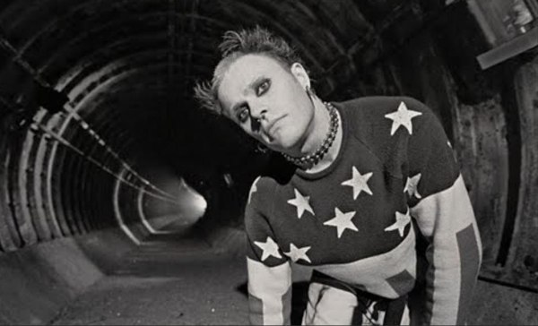 «Κανείς δε βγάζει λεφτά από αυτά» – Τι θα απογίνουν τα μουσικά βιντεοκλίπ με το κλείσιμο του MTV;