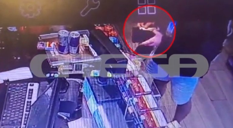 Μεσσηνία: Το ύποπτο όχημα την προηγουμένη του φονικού στη Φοινικούντα – Γεμάτο λεφτά το πορτοφόλι του «συνεργού»