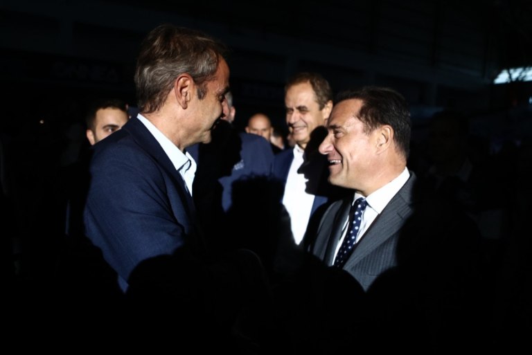 Υπόθεση Ρούτσι: Η πίεση και η αλλαγή γραμμής του Μαξίμου