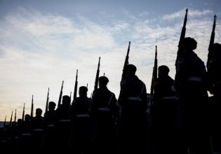 Γερμανία: Διαφωνία των κομμάτων του κυβερνητικού συνασπισμού για τη στρατιωτική θητεία