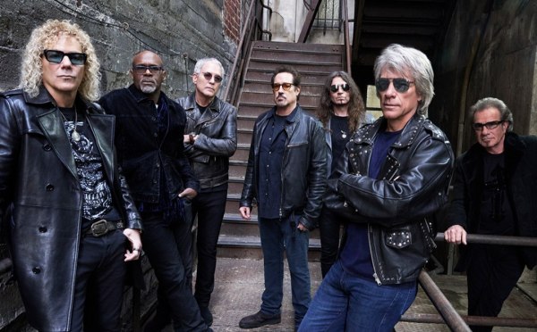Οι Bon Jovi ανακοίνωσαν περιοδεία – Επιστροφή στις live εμφανίσεις μετά την περιπέτεια της υγείας του Jon